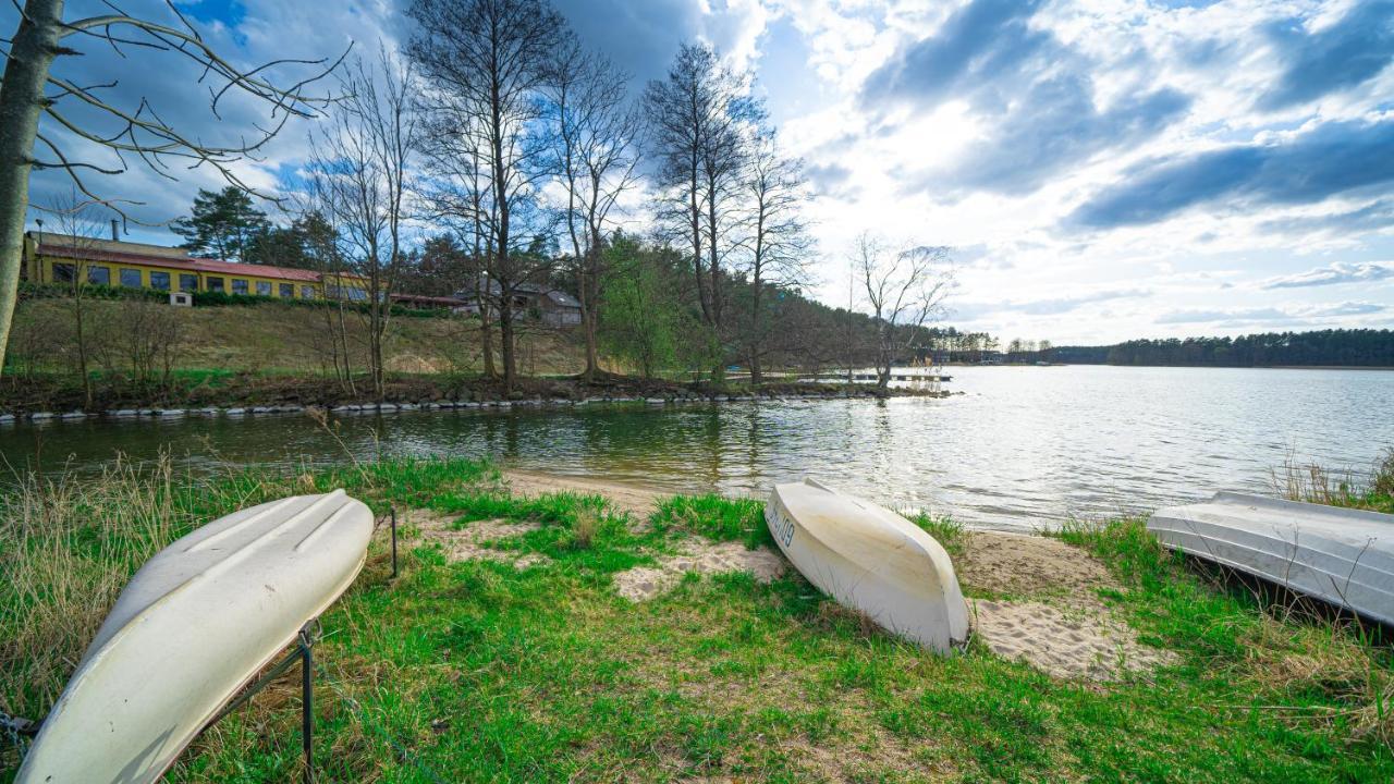 Sloneczny Domek Borsk Nr 2 I 15 - Nad Samym Jeziorem W Pierwszej Linii Esterno foto
